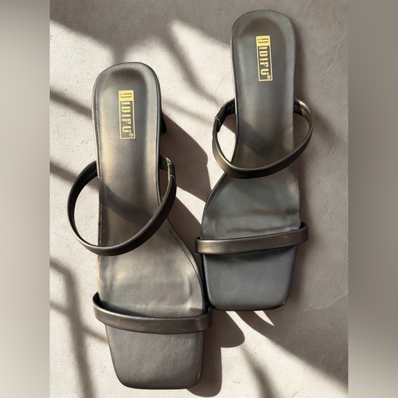 NEW IDIFU Women’s Chunky Heel Low Square Toe Block Heel Slip Ons Black Size 9.5 - Picture 1 of 8